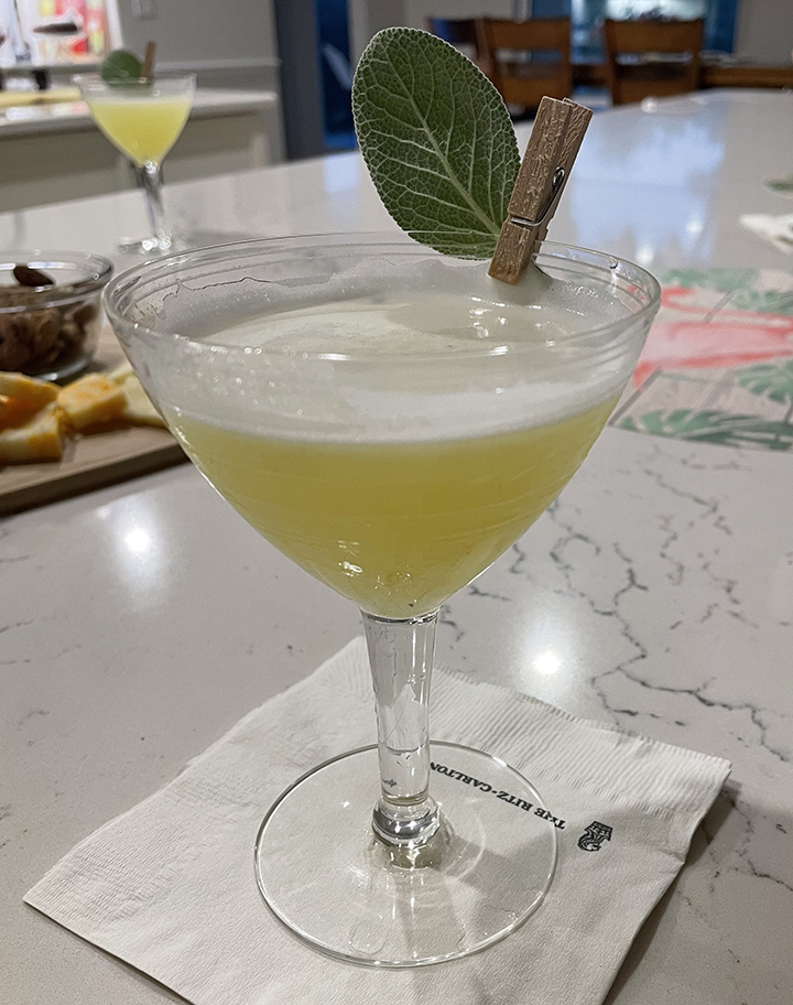 Trendy Cocktails: Pineapple Sage Gimlet