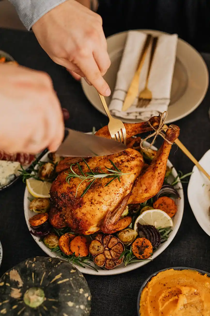 Perfect Pairings: Thanksgiving Traditions and Wine