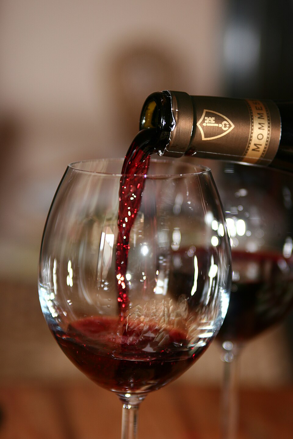 The Art of Blending Wine Varietals